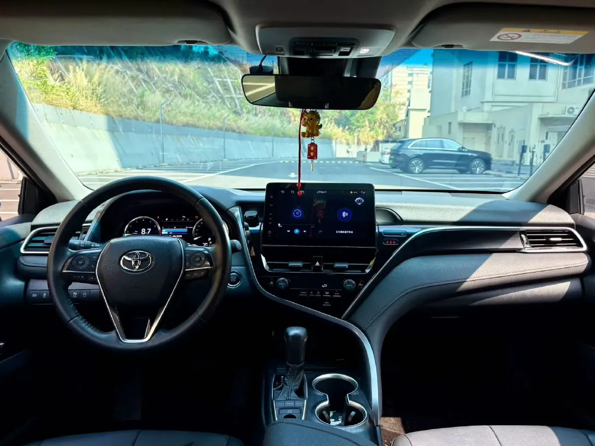 2023 Toyota Camry 2.5L 207HP L4 8AT,autocango,china used car exporter,china ev exporter,chinese used car exporter,chinese used ev exporter