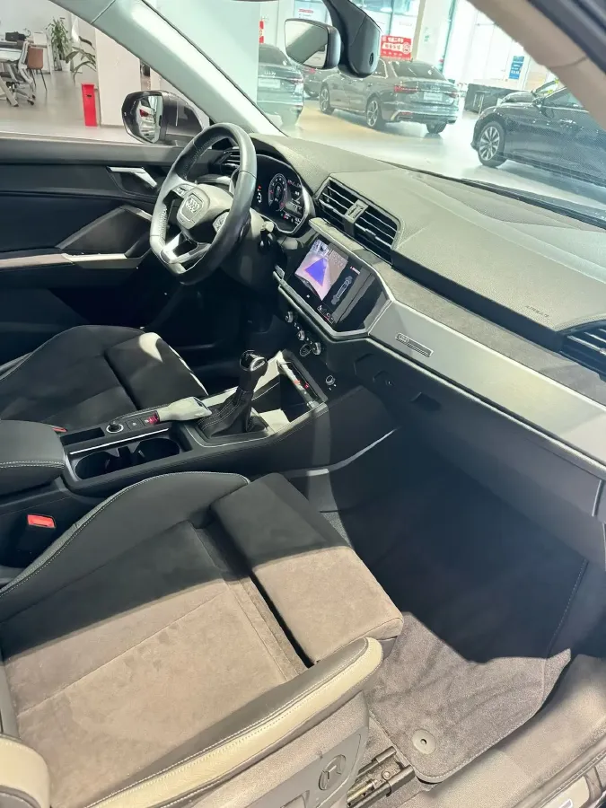 2022 Audi Q3 1.4T 150HP L4 7DCT,autocango,china used car exporter,china ev exporter,chinese used car exporter,chinese used ev exporter