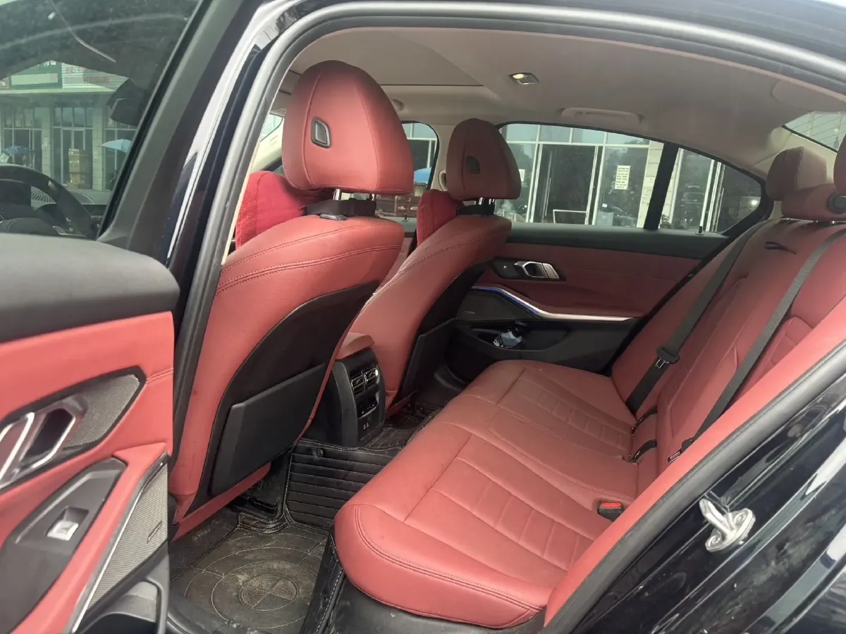 2021 BMW 3 Series 2.0T 184HP L4 8AT,autocango,china used car exporter,china ev exporter,chinese used car exporter,chinese used ev exporter