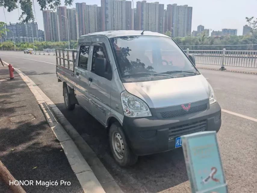 2019 WuLing RongGuang Mini Truck 1.5L 107HP L4 5MT,autocango,china used car exporter,china ev exporter,chinese used car exporter,chinese used ev exporter