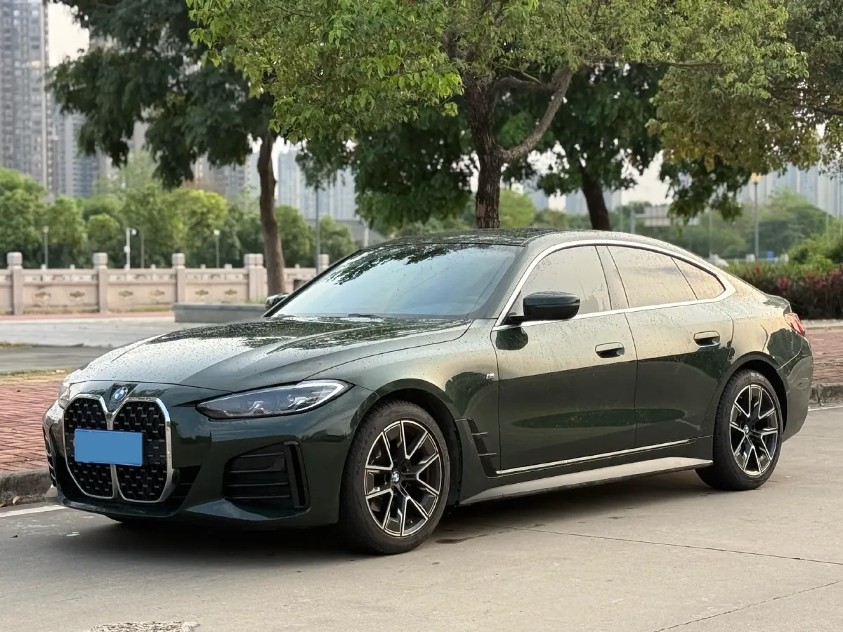 2022 BMW 8 Series 3.0T 333HP L6 8AT,autocango,china used car exporter,china ev exporter,chinese used car exporter,chinese used ev exporter