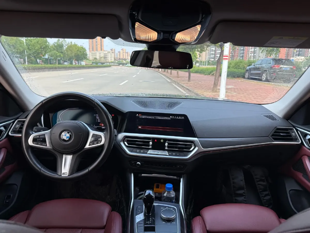 2022 BMW 8 Series 3.0T 333HP L6 8AT,autocango,china used car exporter,china ev exporter,chinese used car exporter,chinese used ev exporter