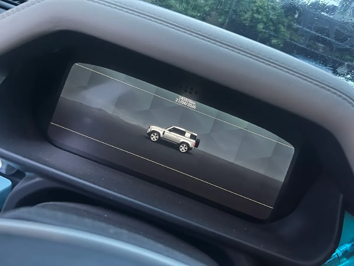 2022 Land Rover Defender 2.0T 300HP L4 8AT,autocango,china used car exporter,china ev exporter,chinese used car exporter,chinese used ev exporter