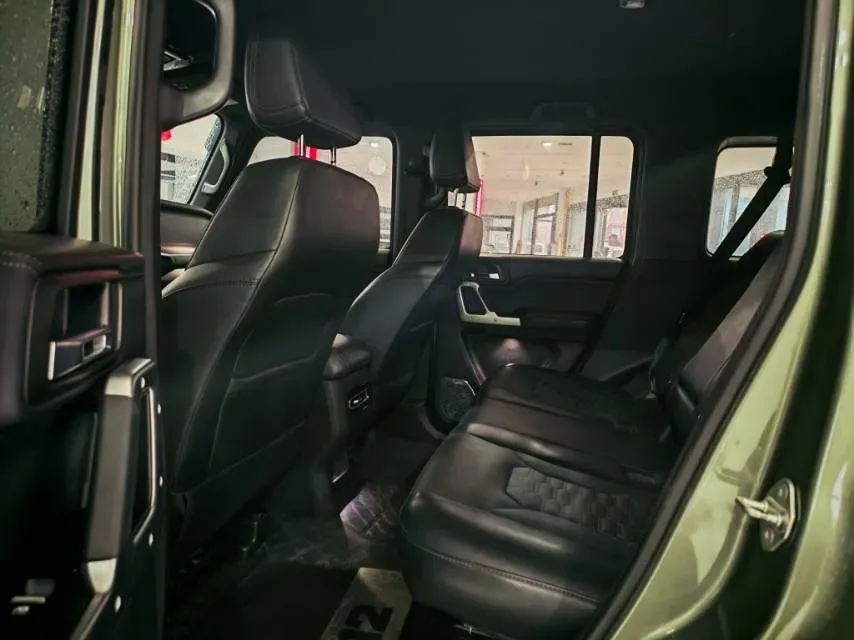 2025 212 212 T01 2.0T 252HP L4 8AT,autocango,china used car exporter,china ev exporter,chinese used car exporter,chinese used ev exporter