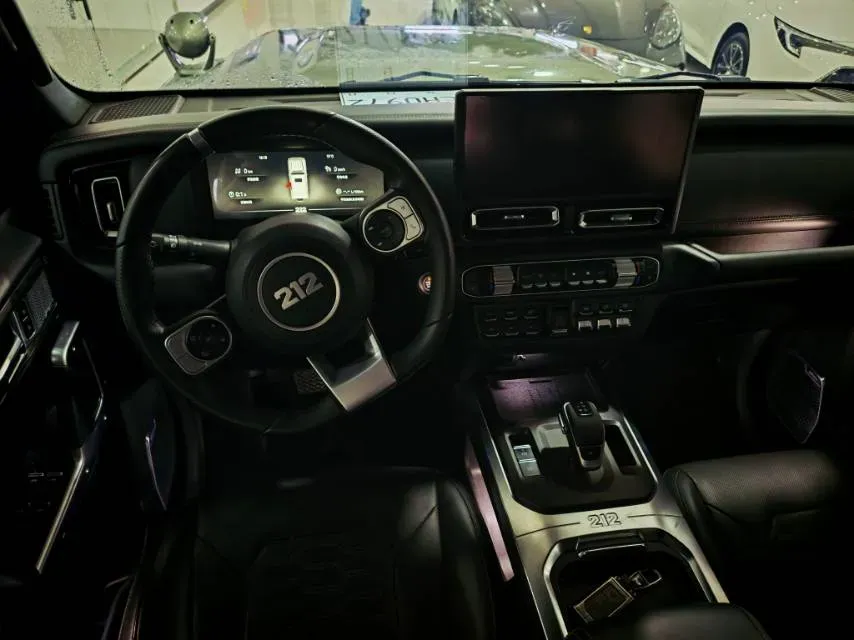 2025 212 212 T01 2.0T 252HP L4 8AT,autocango,china used car exporter,china ev exporter,chinese used car exporter,chinese used ev exporter