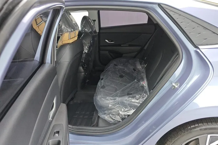 2023 Hyundai Elantra 1.5L 115HP L4 CVT,autocango,china used car exporter,china ev exporter,chinese used car exporter,chinese used ev exporter