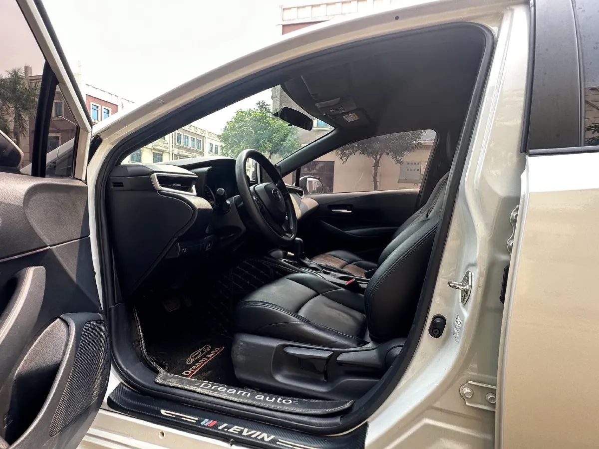 2019 Toyota Levin 1.2T 116HP L4 CVT,autocango,china used car exporter,china ev exporter,chinese used car exporter,chinese used ev exporter