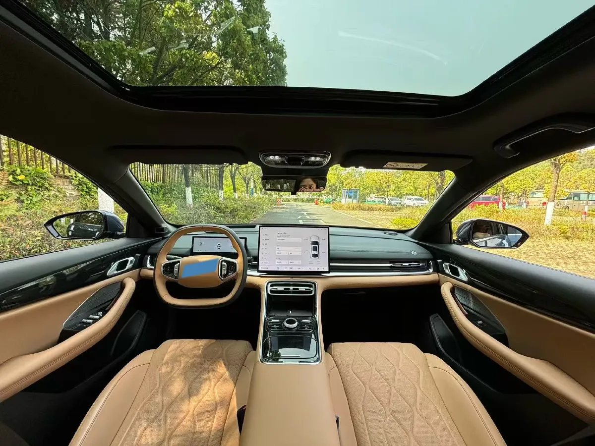 2025 Geely Galaxy A7 1.5L 112HP L4 1DHT PHEV,autocango,china used car exporter,china ev exporter,chinese used car exporter,chinese used ev exporter