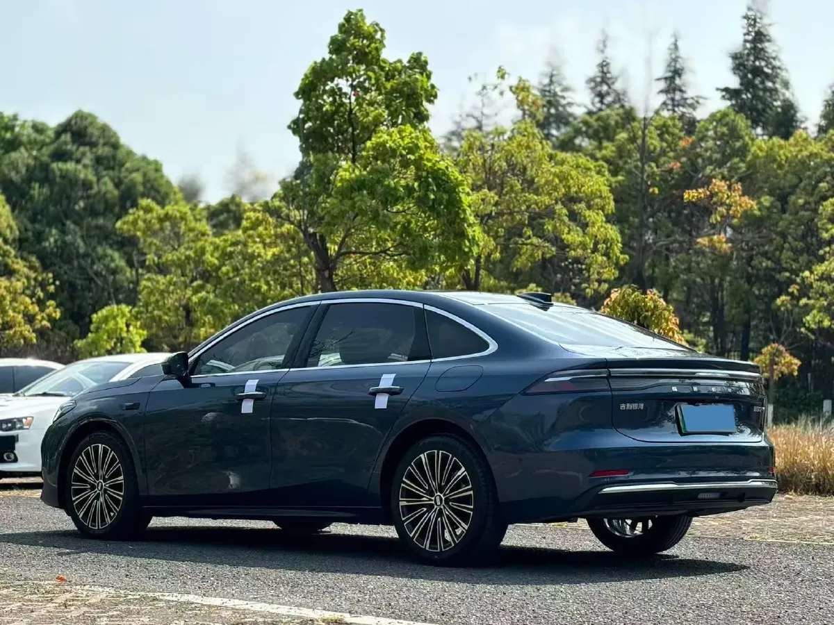 2025 Geely Galaxy A7 1.5L 112HP L4 1DHT PHEV,autocango,china used car exporter,china ev exporter,chinese used car exporter,chinese used ev exporter