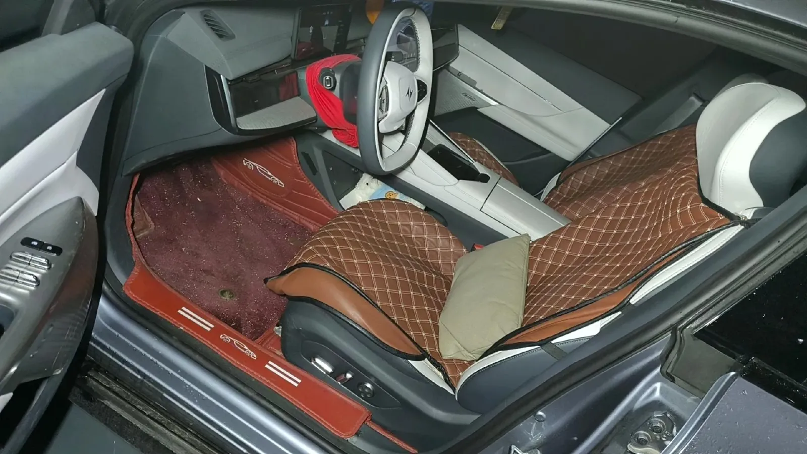 2024 DongFeng eπ eπ007 BEV 56.83KWH,autocango,china used car exporter,china ev exporter,chinese used car exporter,chinese used ev exporter