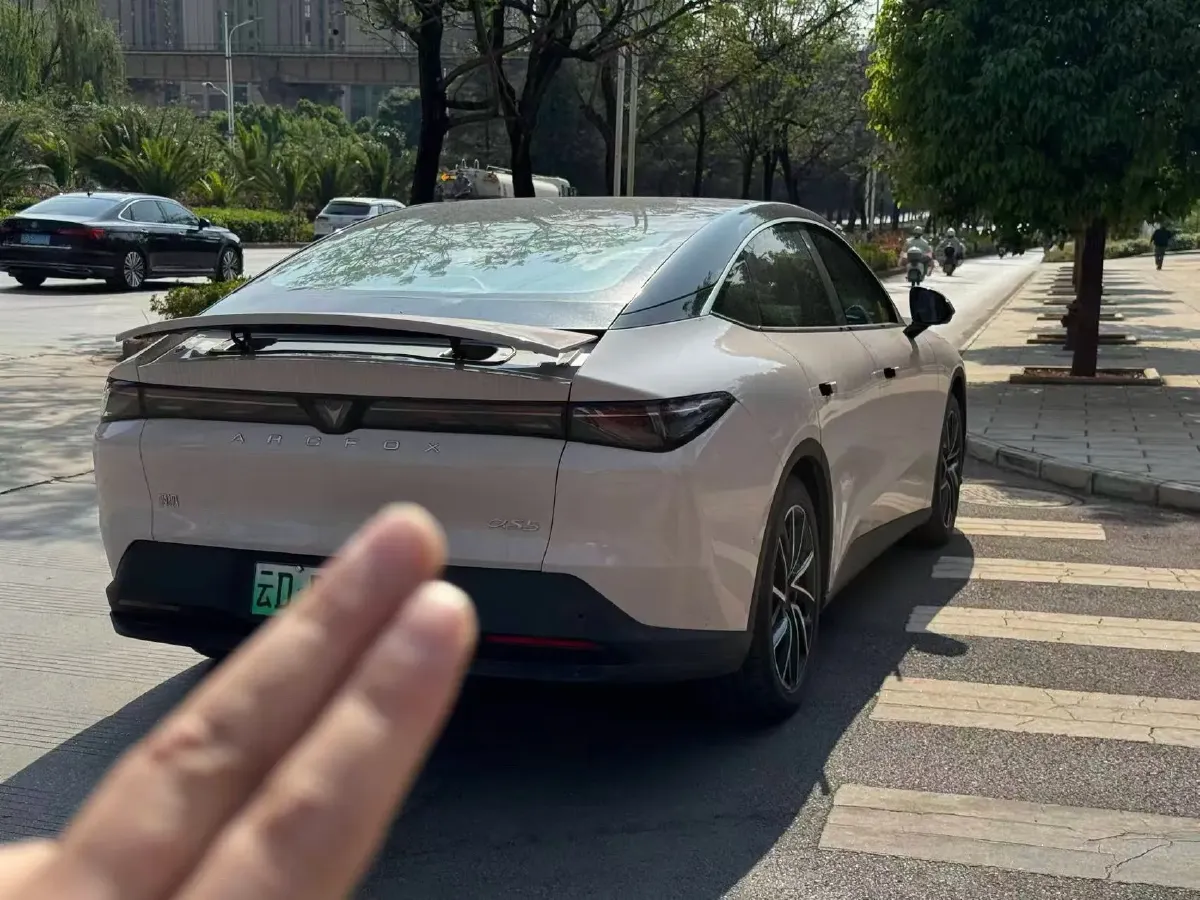 2024 Isuzu LingTuo 2.5T 150HP L4 8AT,autocango,china used car exporter,china ev exporter,chinese used car exporter,chinese used ev exporter