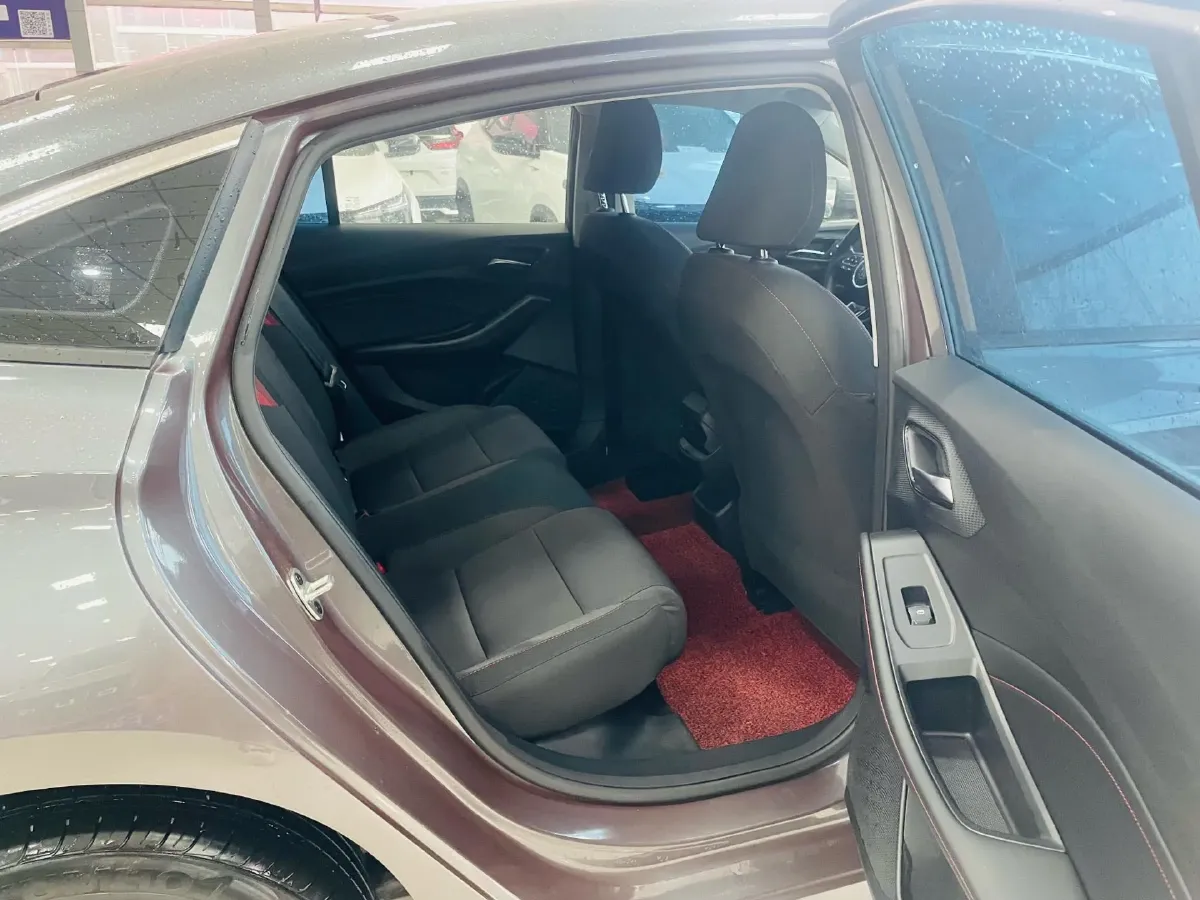 2023 MG 5 1.5L 129HP L4 5MT,autocango,china used car exporter,china ev exporter,chinese used car exporter,chinese used ev exporter