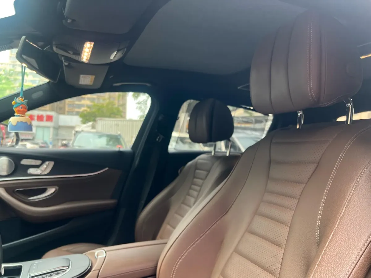 2022 Mercedes-Benz E Class 2.0T 258HP L4 9AT,autocango,china used car exporter,china ev exporter,chinese used car exporter,chinese used ev exporter