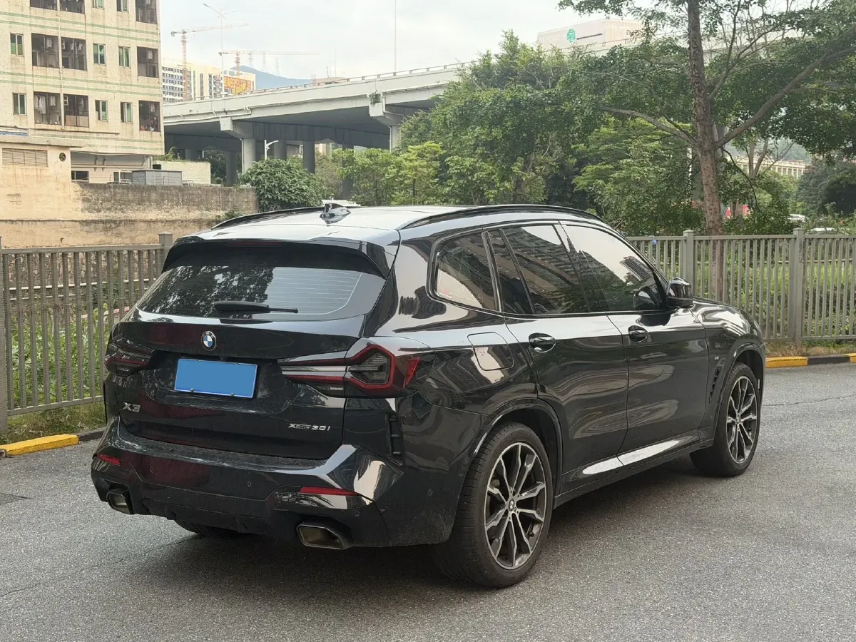2022 BMW X3 2.0T 252HP L4 8AT,autocango,china used car exporter,china ev exporter,chinese used car exporter,chinese used ev exporter