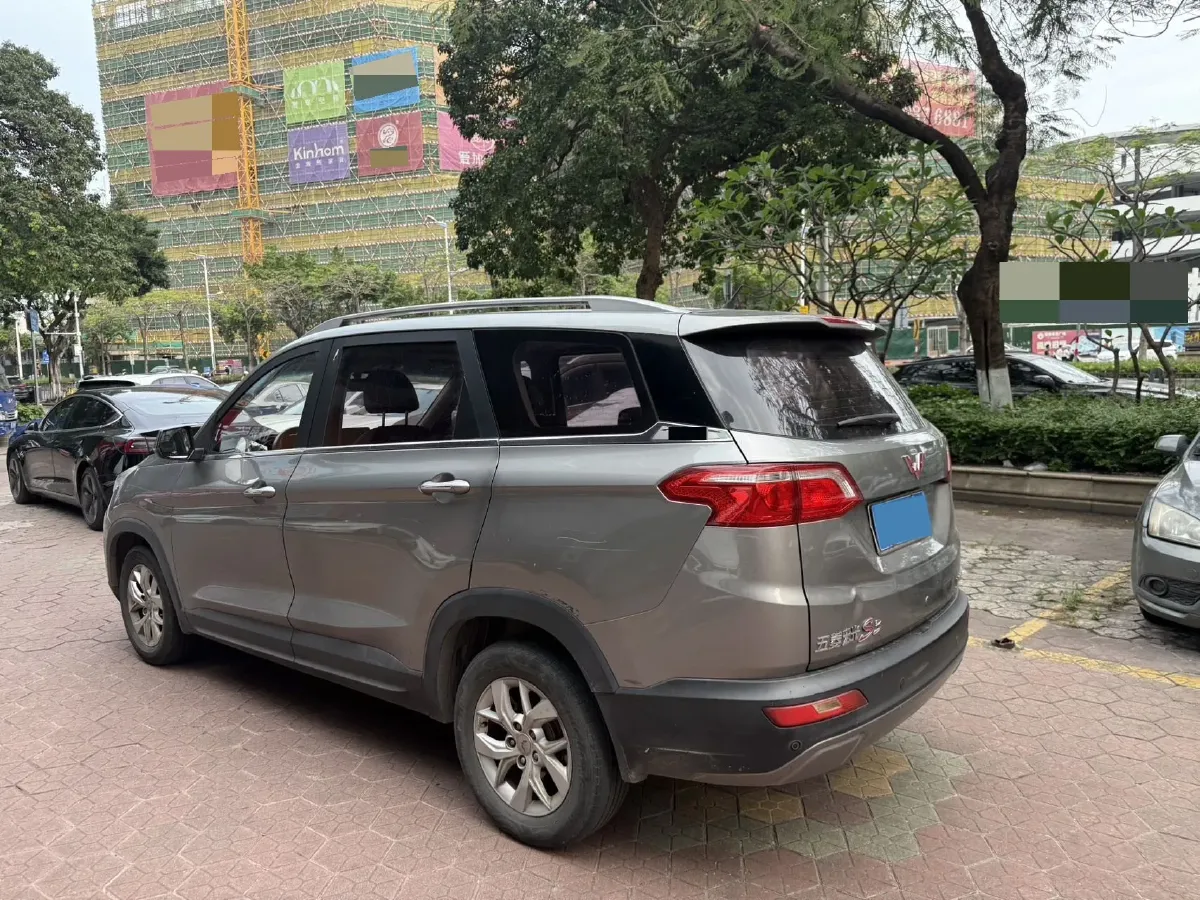 2018 WuLing HongGuang S3 1.5L 112HP L4 6MT,autocango,china used car exporter,china ev exporter,chinese used car exporter,chinese used ev exporter