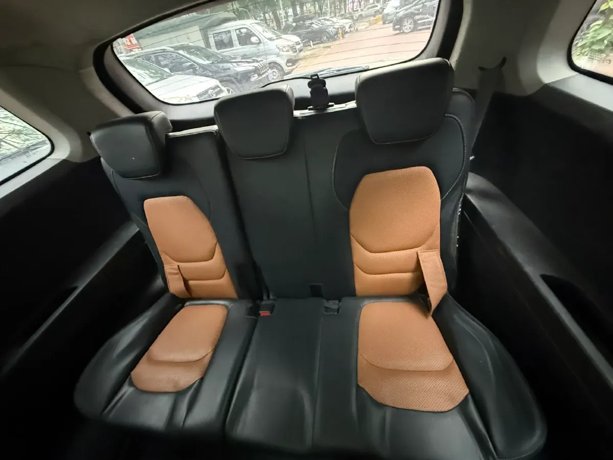 2018 WuLing HongGuang S3 1.5L 112HP L4 6MT,autocango,china used car exporter,china ev exporter,chinese used car exporter,chinese used ev exporter