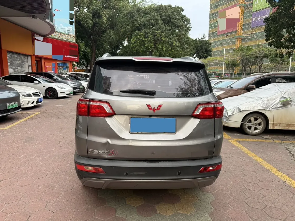 2018 WuLing HongGuang S3 1.5L 112HP L4 6MT,autocango,china used car exporter,china ev exporter,chinese used car exporter,chinese used ev exporter