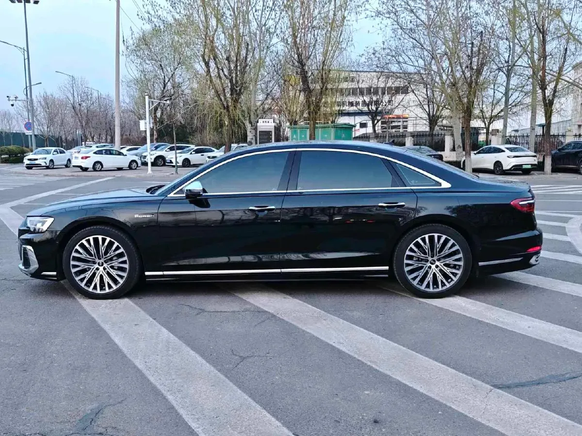 2025 Audi A8 3.0T 286HP V6 8AT,autocango,china used car exporter,china ev exporter,chinese used car exporter,chinese used ev exporter