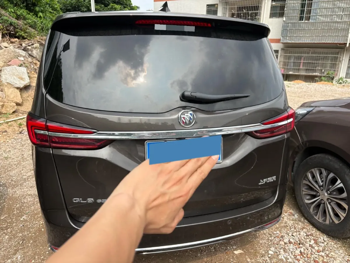 2021 Buick GL8 2.0T 237HP L4 9AT,autocango,china used car exporter,china ev exporter,chinese used car exporter,chinese used ev exporter