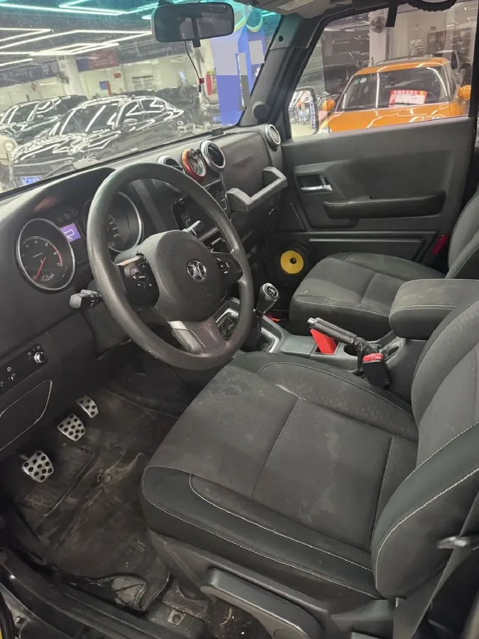 2016 Beijing BJ40 2.0T 204HP L4 5MT,autocango,china used car exporter,china ev exporter,chinese used car exporter,chinese used ev exporter