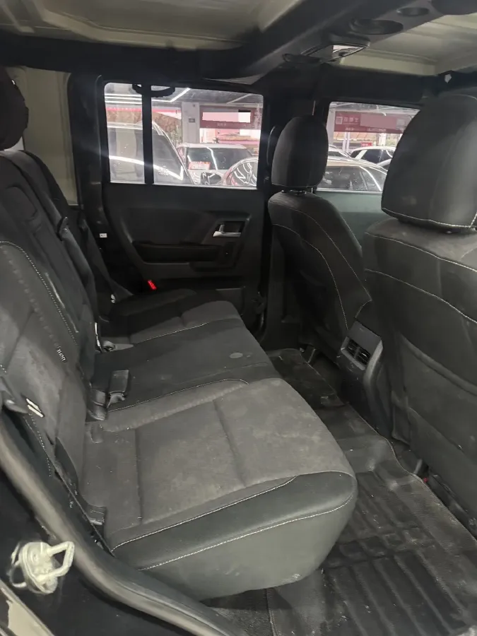 2016 Beijing BJ40 2.0T 204HP L4 5MT,autocango,china used car exporter,china ev exporter,chinese used car exporter,chinese used ev exporter