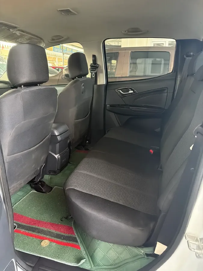 2020 Isuzu LingTuo 2.5T 150HP L4 6AT,autocango,china used car exporter,china ev exporter,chinese used car exporter,chinese used ev exporter