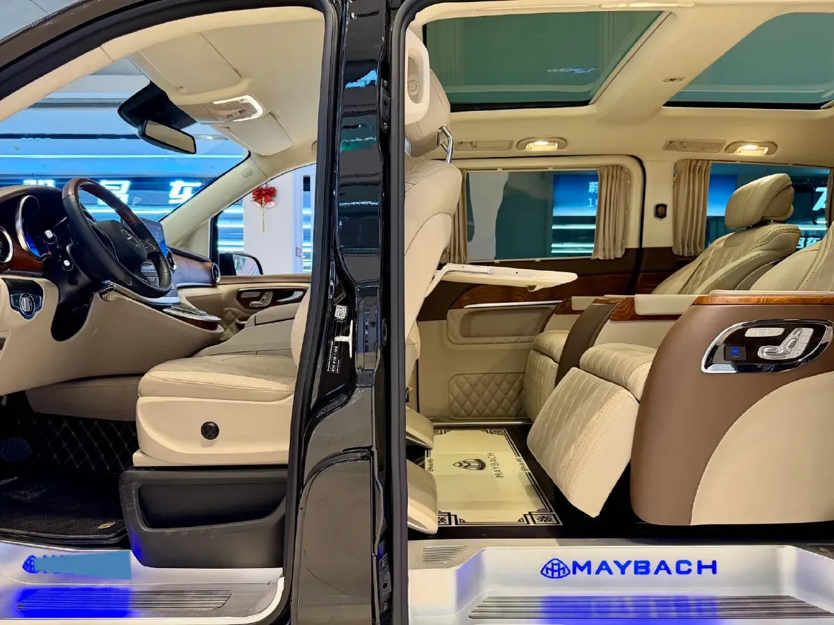 2021 Mercedes-Benz V Class 2.0T 211HP L4 9AT,autocango,china used car exporter,china ev exporter,chinese used car exporter,chinese used ev exporter