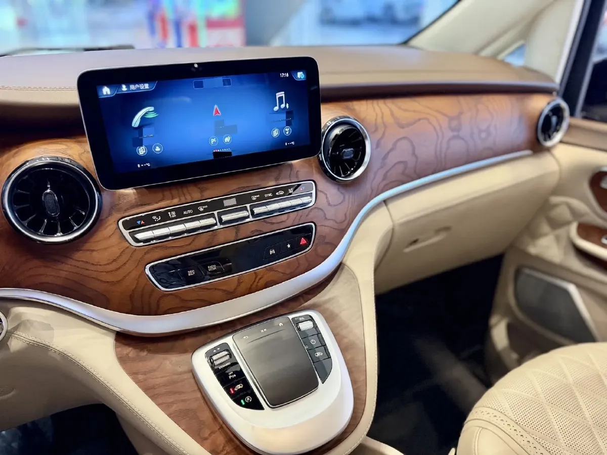 2021 Mercedes-Benz V Class 2.0T 211HP L4 9AT,autocango,china used car exporter,china ev exporter,chinese used car exporter,chinese used ev exporter