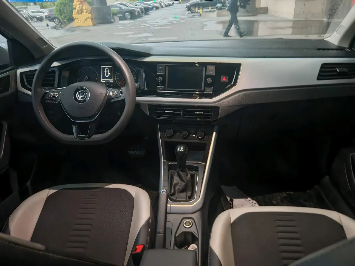 2019 Volkswagen Polo 1.5L 113HP L4 6AT,autocango,china used car exporter,china ev exporter,chinese used car exporter,chinese used ev exporter