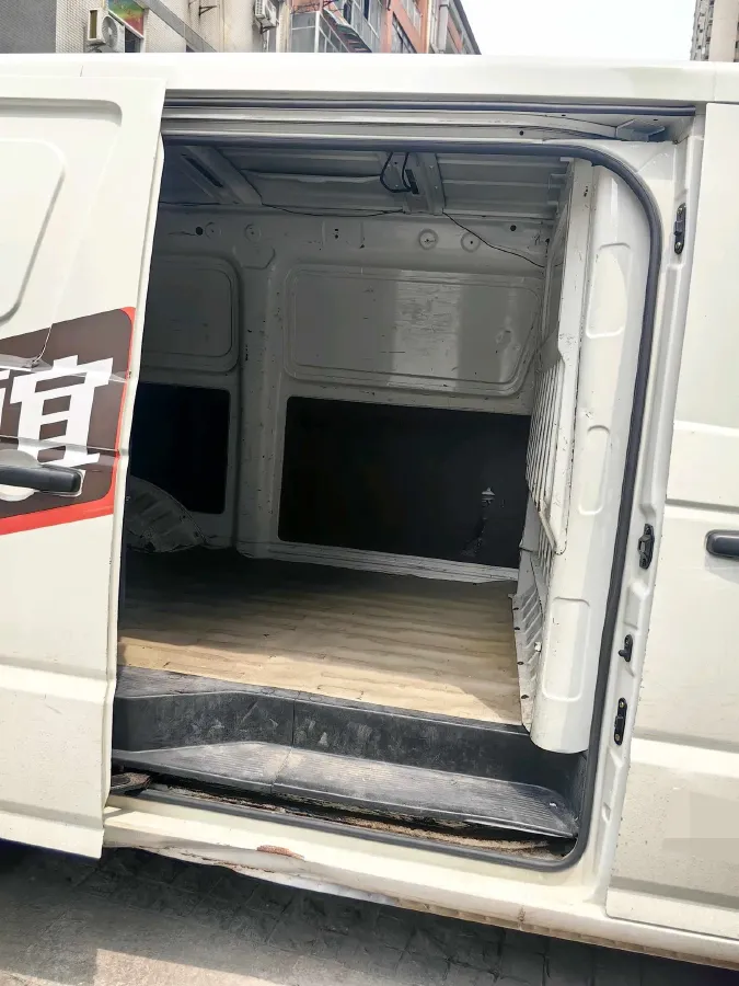 2020 DongFeng Aeolus YiXuan EV BEV 47.7KWH,autocango,china used car exporter,china ev exporter,chinese used car exporter,chinese used ev exporter