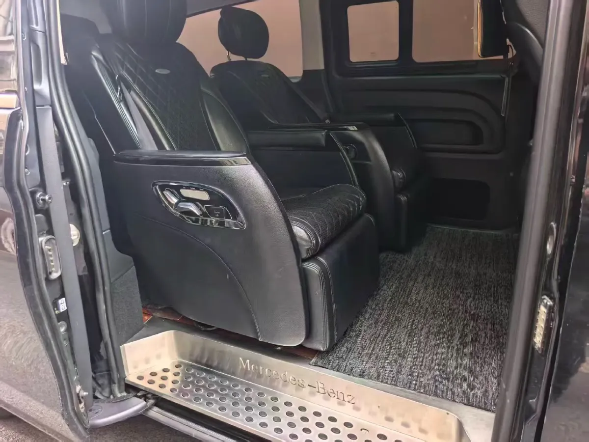 2020 Mercedes-Benz Vito 2.0T 211HP L4 9AT,autocango,china used car exporter,china ev exporter,chinese used car exporter,chinese used ev exporter