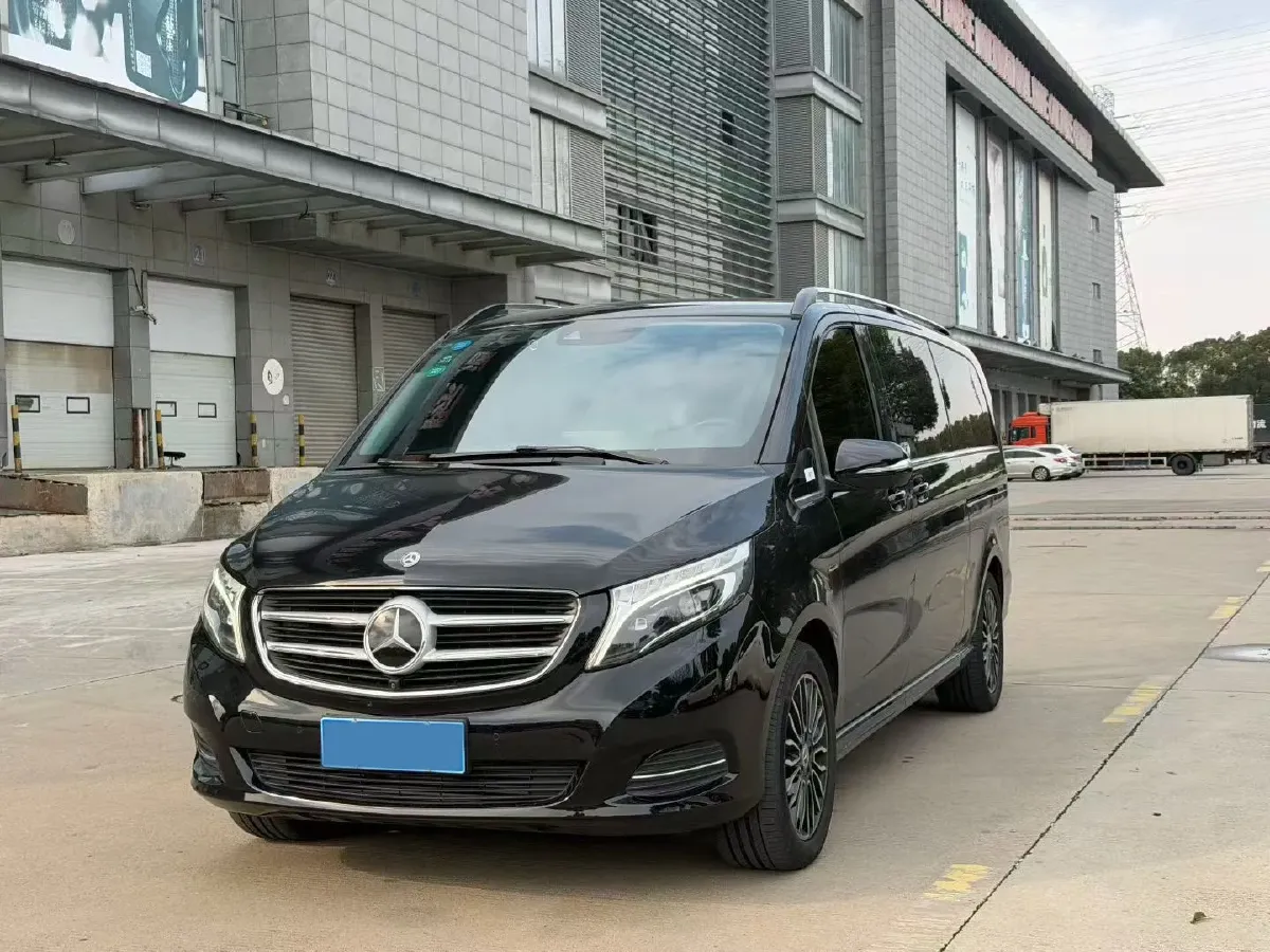 2020 Mercedes-Benz Vito 2.0T 211HP L4 9AT,autocango,china used car exporter,china ev exporter,chinese used car exporter,chinese used ev exporter