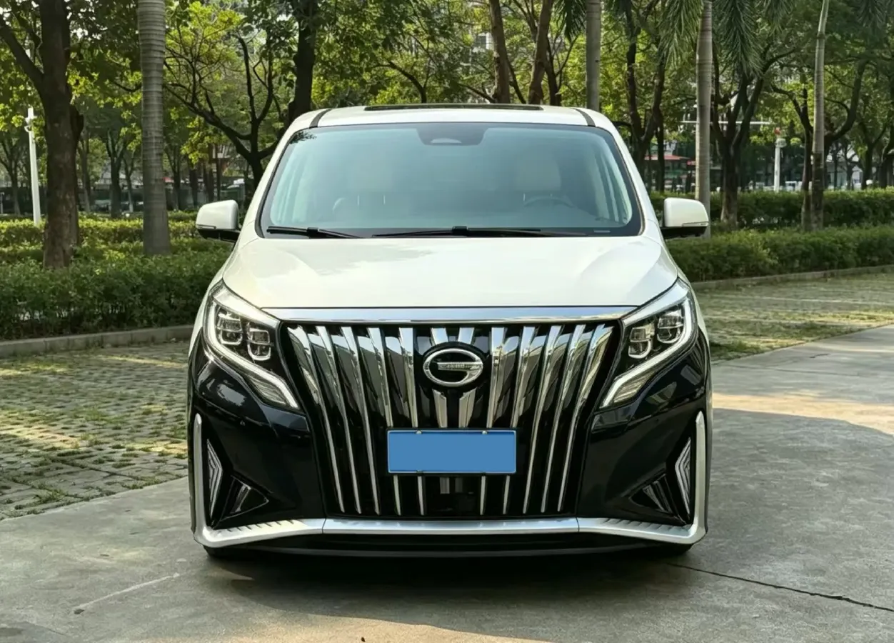 2018 GAC Trumpchi M8 2.0T 201HP L4 6AT,autocango,china used car exporter,china ev exporter,chinese used car exporter,chinese used ev exporter