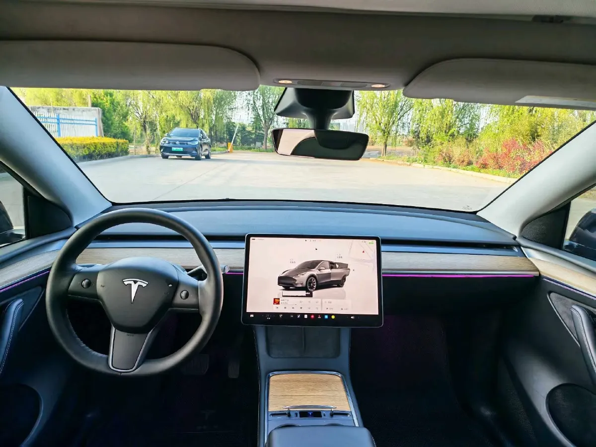 2022 Tesla Model Y BEV 60KWH,autocango,china used car exporter,china ev exporter,chinese used car exporter,chinese used ev exporter