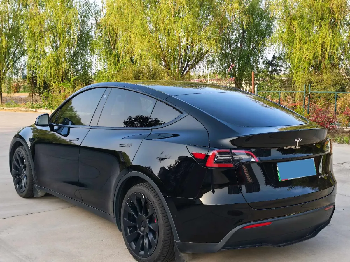 2022 Tesla Model Y BEV 60KWH,autocango,china used car exporter,china ev exporter,chinese used car exporter,chinese used ev exporter