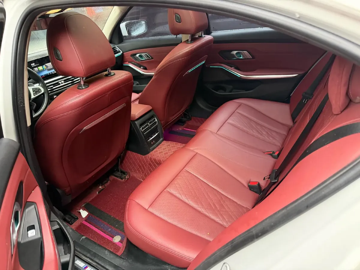 2023 BMW 3 Series 2.0T 156HP L4 8AT,autocango,china used car exporter,china ev exporter,chinese used car exporter,chinese used ev exporter