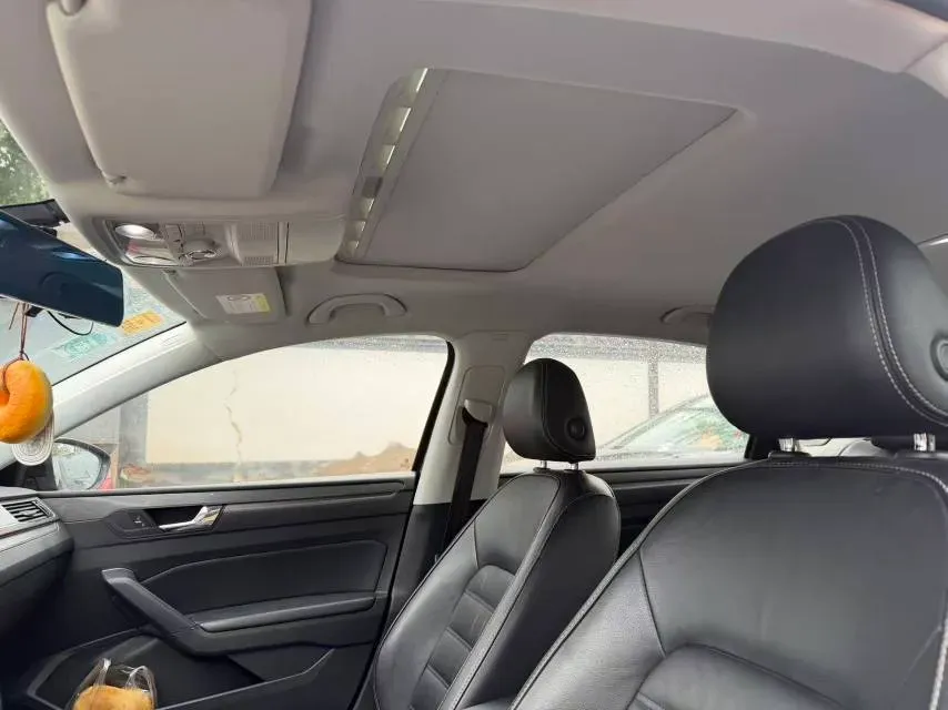 2017 Volkswagen Passat 1.8T 180HP L4 7DCT,autocango,china used car exporter,china ev exporter,chinese used car exporter,chinese used ev exporter