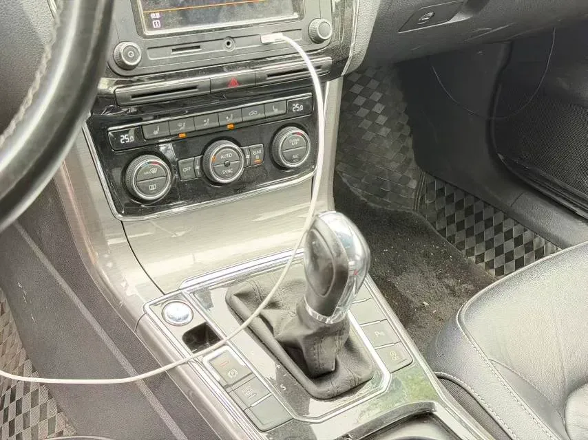 2017 Volkswagen Passat 1.8T 180HP L4 7DCT,autocango,china used car exporter,china ev exporter,chinese used car exporter,chinese used ev exporter