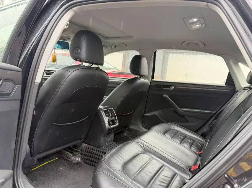 2017 Volkswagen Passat 1.8T 180HP L4 7DCT,autocango,china used car exporter,china ev exporter,chinese used car exporter,chinese used ev exporter