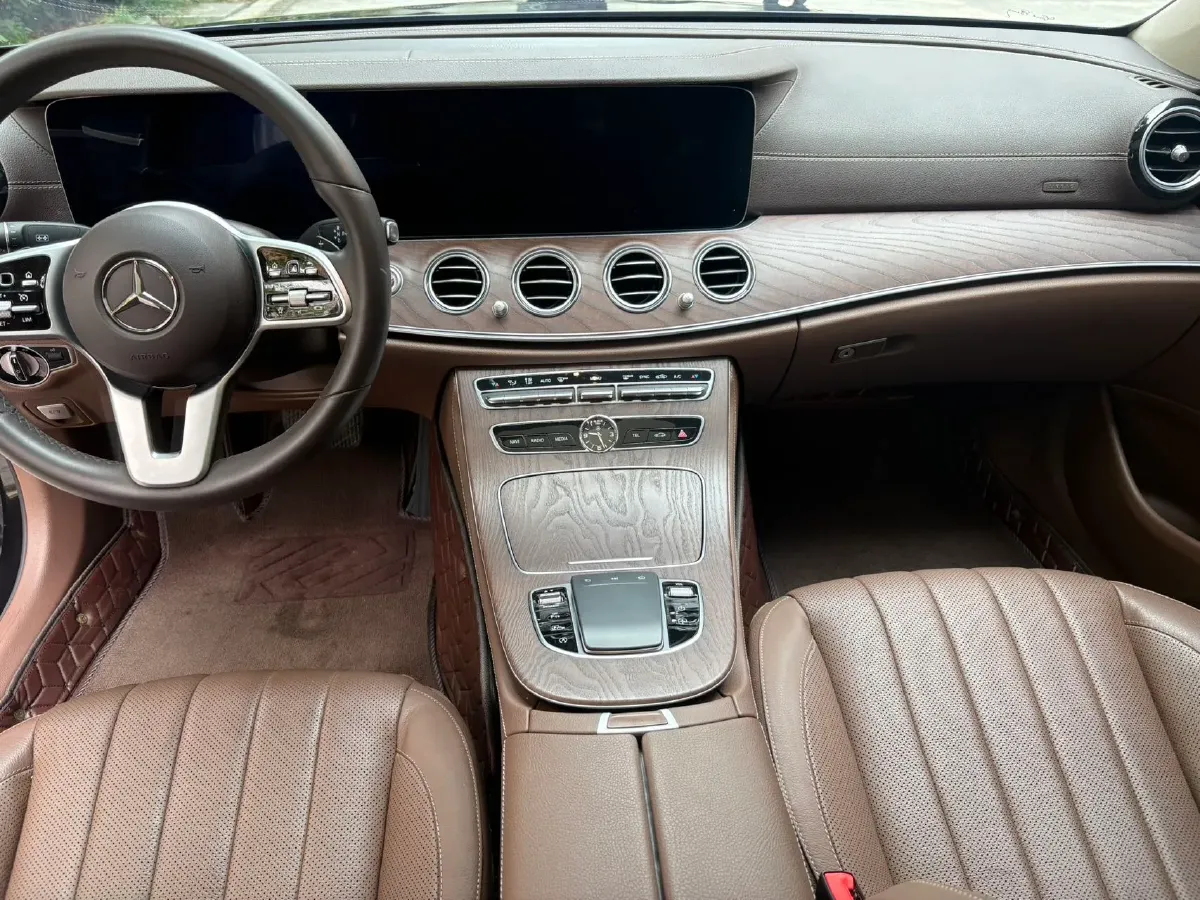 2020 Mercedes-Benz E Class 2.0T 258HP L4 9AT,autocango,china used car exporter,china ev exporter,chinese used car exporter,chinese used ev exporter