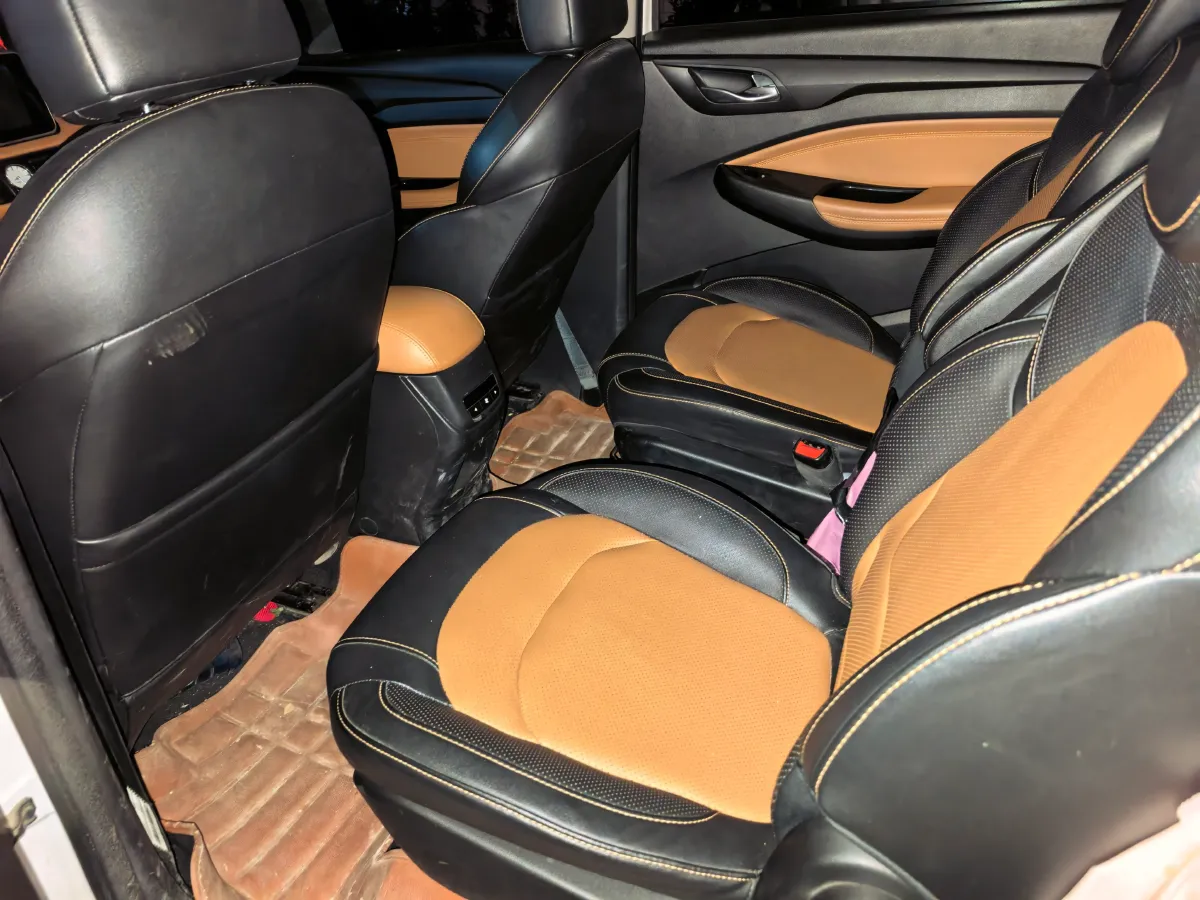 2018 WuLing HongGuang S3 1.5L 112HP L4 6MT,autocango,china used car exporter,china ev exporter,chinese used car exporter,chinese used ev exporter