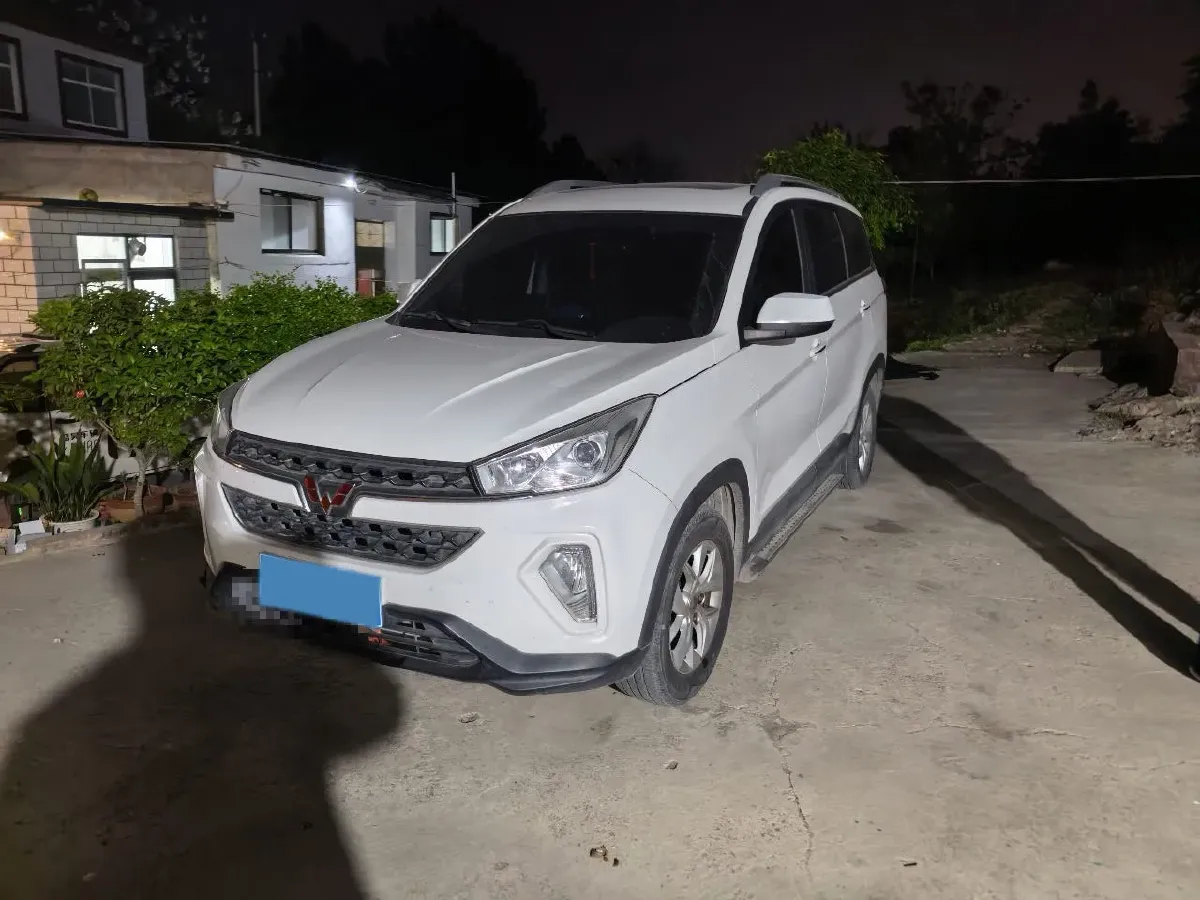 2018 WuLing HongGuang S3 1.5L 112HP L4 6MT,autocango,china used car exporter,china ev exporter,chinese used car exporter,chinese used ev exporter