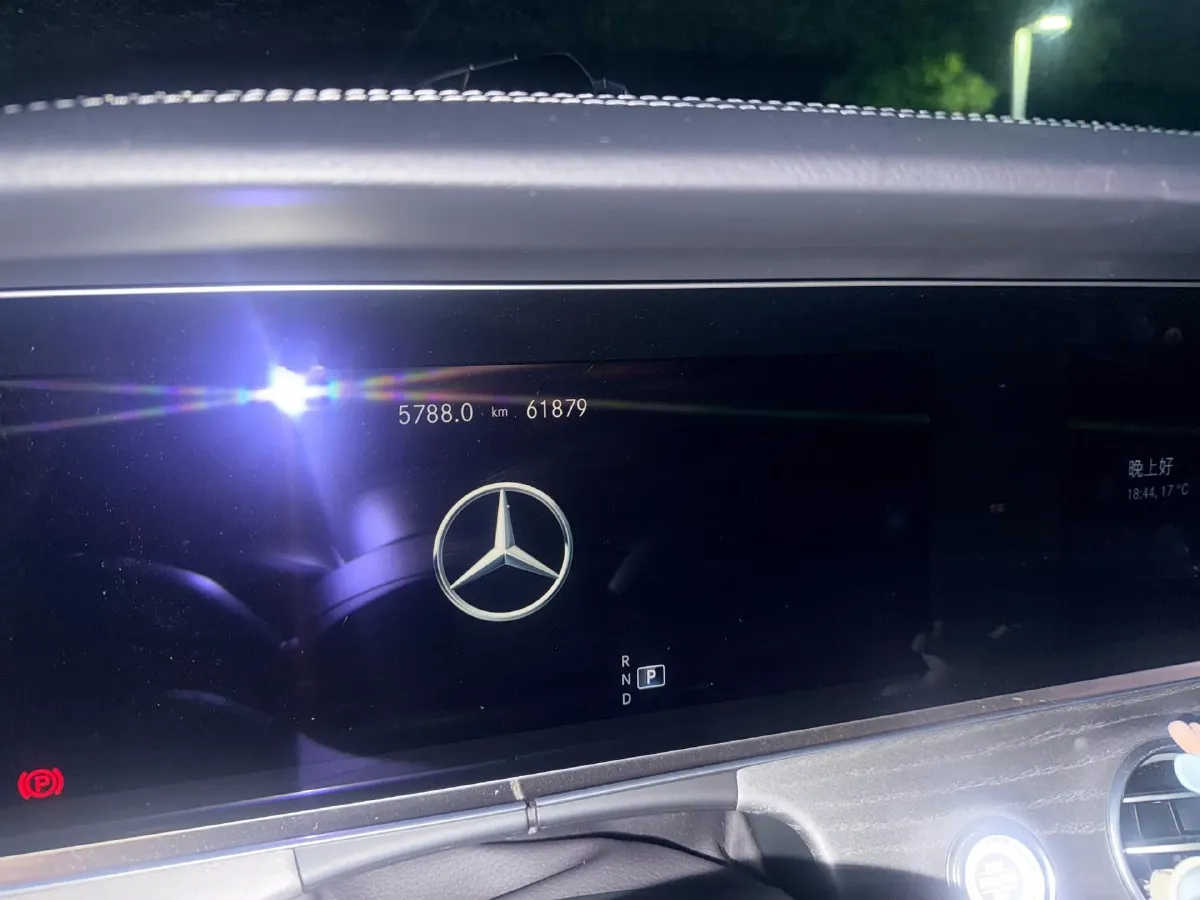 2021 Mercedes-Benz E Class 2.0T 258HP L4 9AT,autocango,china used car exporter,china ev exporter,chinese used car exporter,chinese used ev exporter