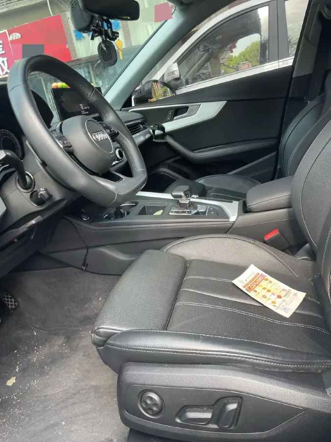 2023 Audi A4L 2.0T 190HP L4 7DCT,autocango,china used car exporter,china ev exporter,chinese used car exporter,chinese used ev exporter