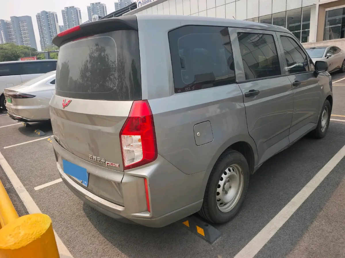 2019 Venucia M50V 1.5L 112HP L4 5MT,autocango,china used car exporter,china ev exporter,chinese used car exporter,chinese used ev exporter