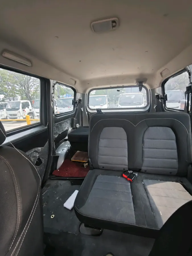 2019 Venucia M50V 1.5L 112HP L4 5MT,autocango,china used car exporter,china ev exporter,chinese used car exporter,chinese used ev exporter