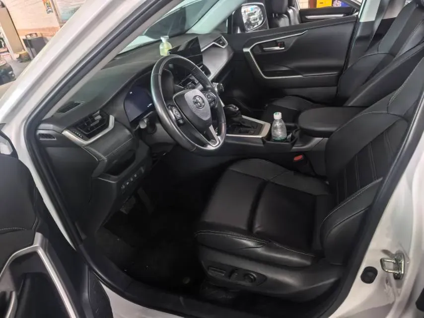 2023 Toyota Wildlander 2.5L 178HP L4 E-CVT Hybrid,autocango,china used car exporter,china ev exporter,chinese used car exporter,chinese used ev exporter