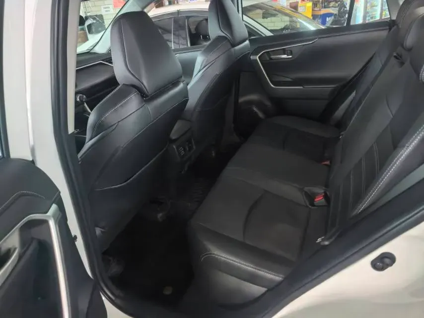 2023 Toyota Wildlander 2.5L 178HP L4 E-CVT Hybrid,autocango,china used car exporter,china ev exporter,chinese used car exporter,chinese used ev exporter