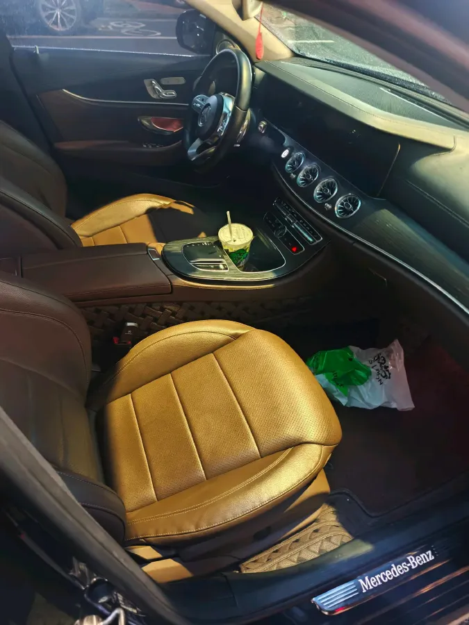 2020 Mercedes-Benz E Class 2.0T 258HP L4 9AT,autocango,china used car exporter,china ev exporter,chinese used car exporter,chinese used ev exporter