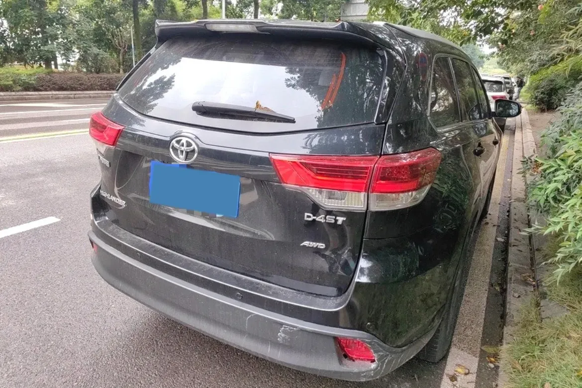 2021 Toyota Highlander 2.0T 220HP L4 6AT,autocango,china used car exporter,china ev exporter,chinese used car exporter,chinese used ev exporter